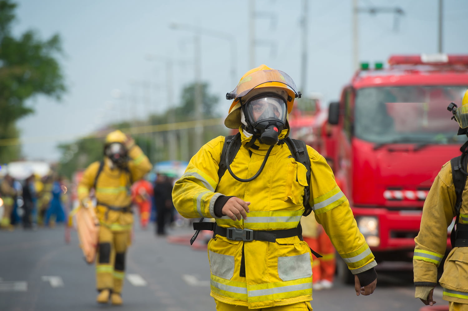 firefighter with oxygen mask